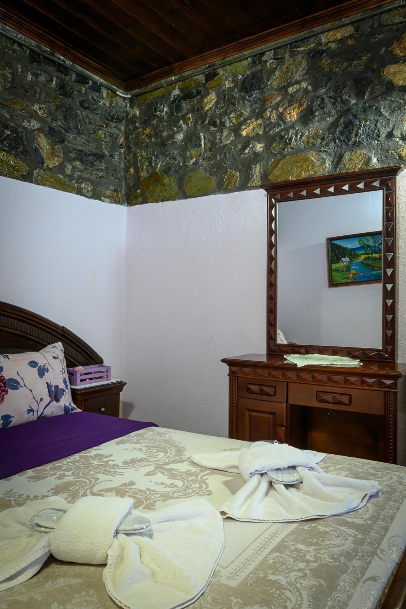 Metohi Inn Agios Athanasios  Exterior foto